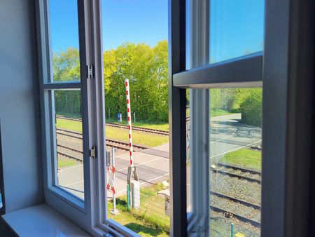 Blick aus dem Stellwerk auf die Bahngleise in St. Michaelisdonn